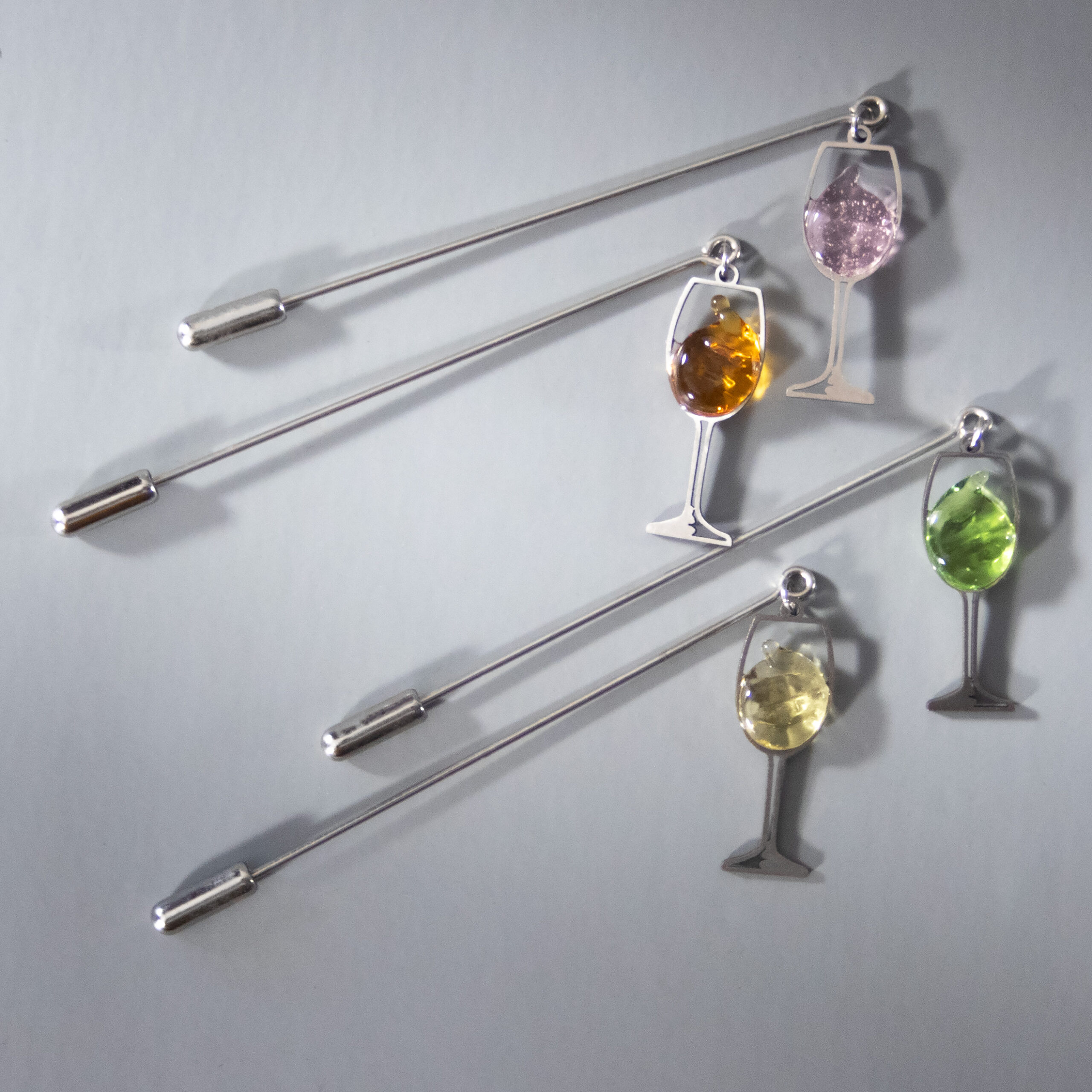 Wholesale Set: Wine Glass Jewelry Lapel Pin (10 units) - Image 4